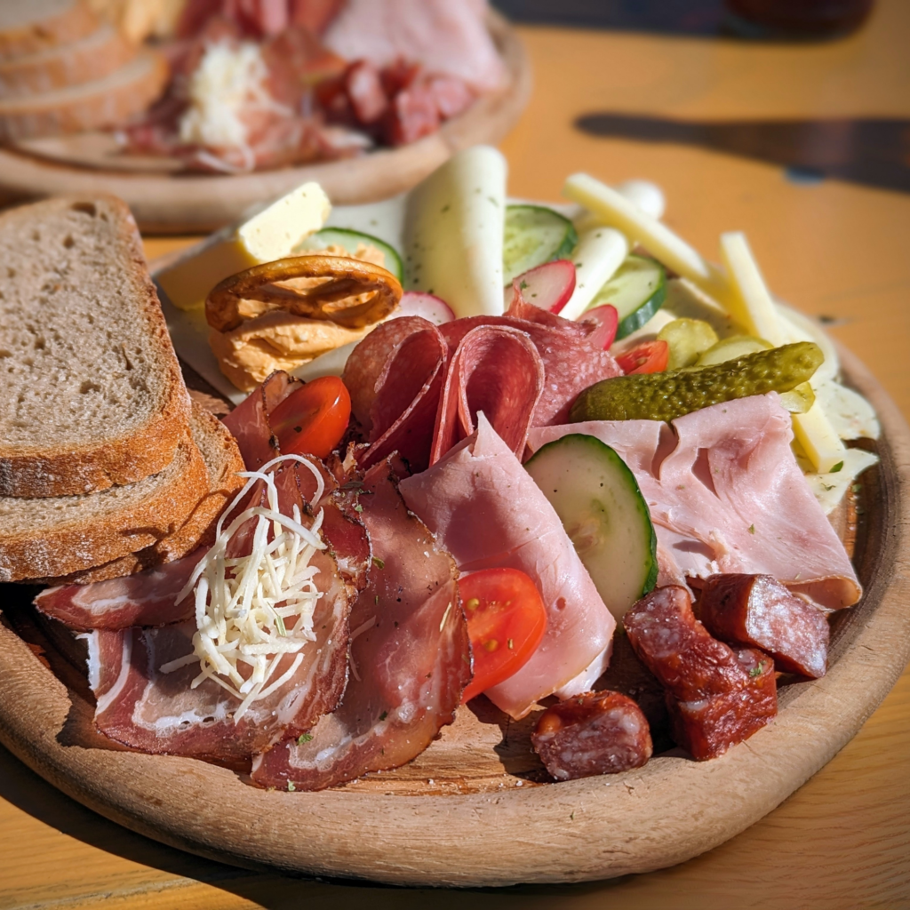 charcuteries et grignotage