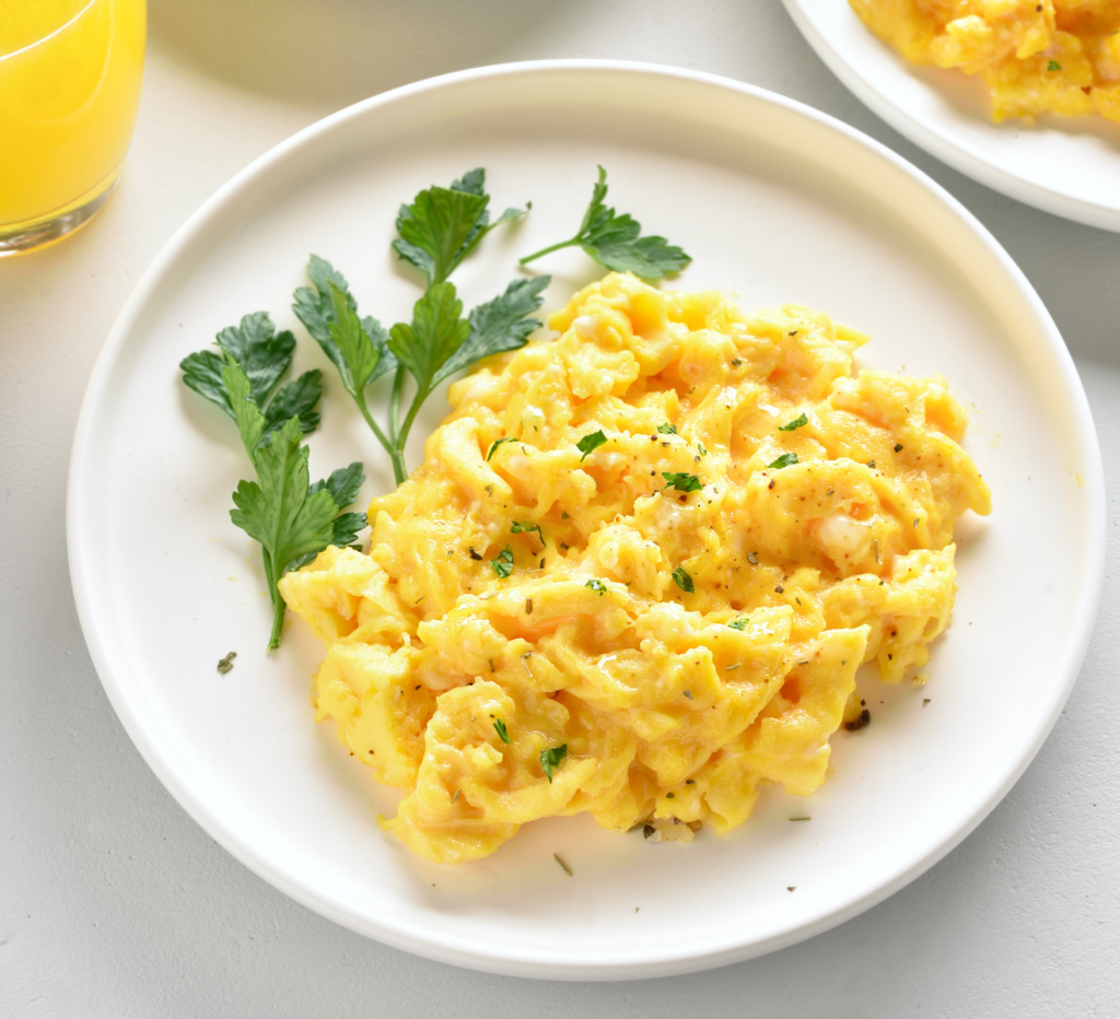 oeufs frais et oeufs cuisinés